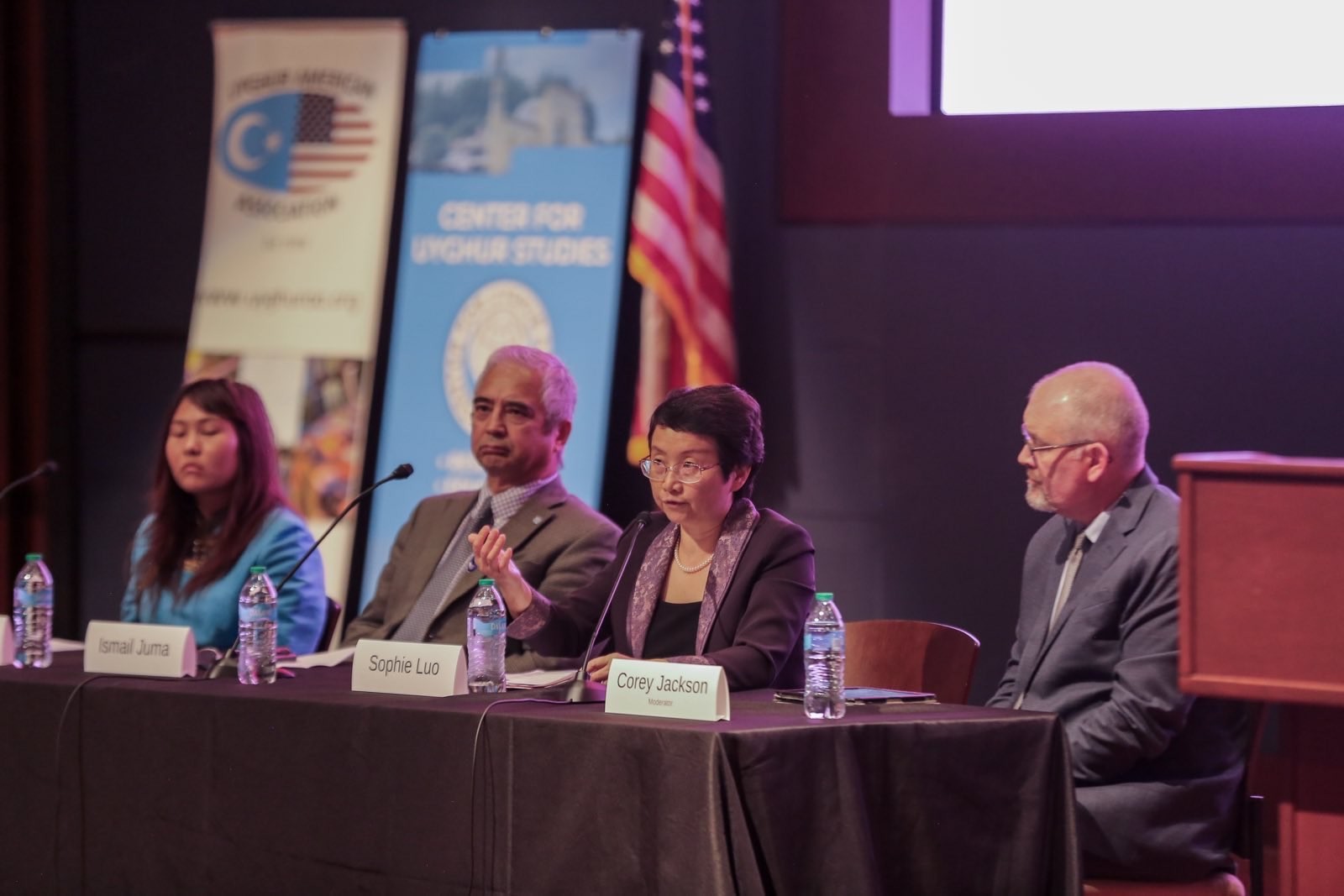 公民联结与相互支持活动图片